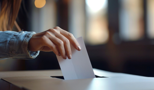 El Partido Popular ganaría las elecciones en Extremadura, pero necesitaría a VOX para gobernar