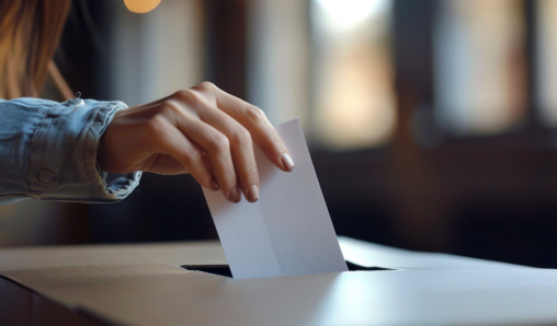 El PSOE es la primera fuerza con un 33% de intención de voto