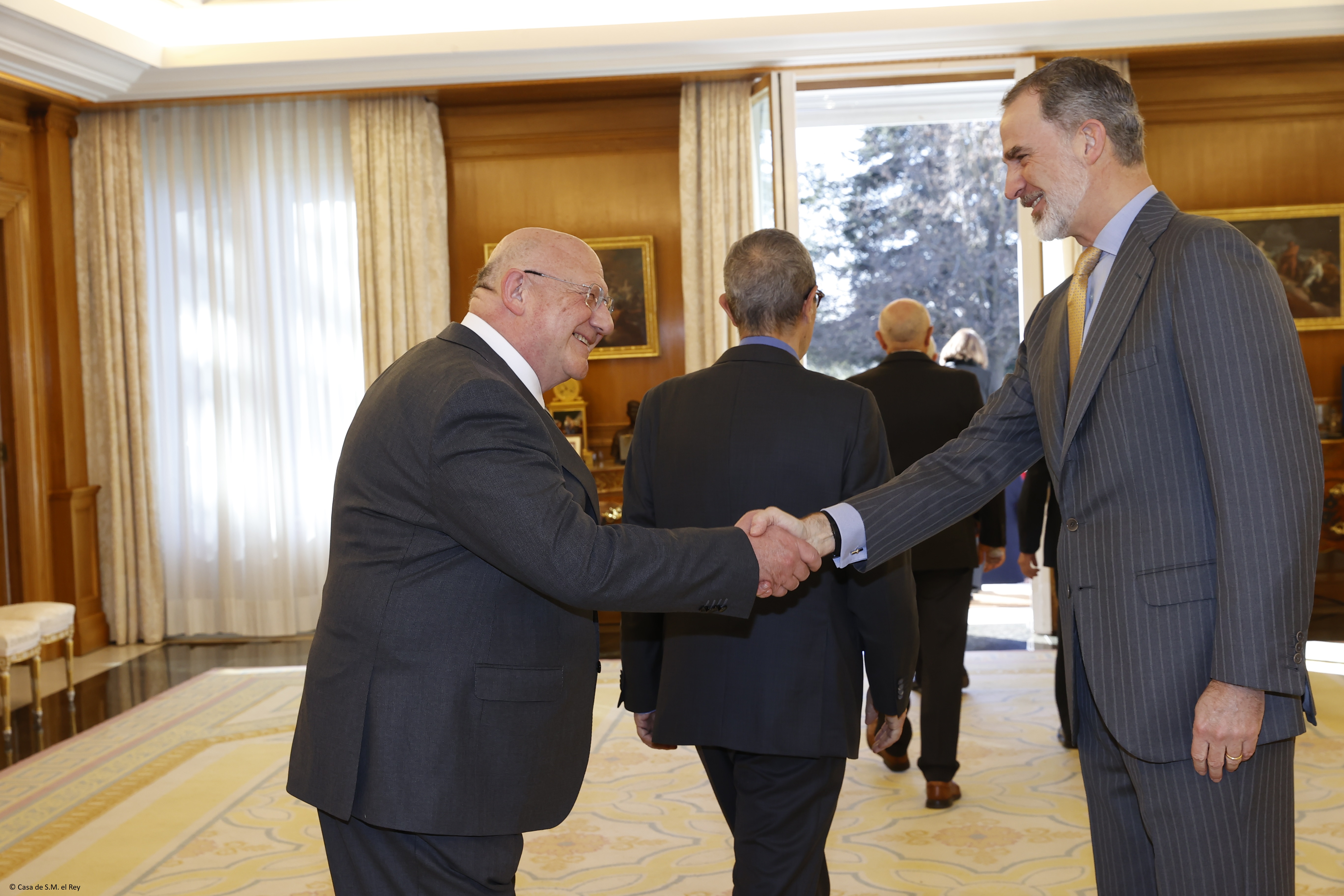 Saludo de S.M el Rey a Ricardo Montoro ex Presidente del CIS